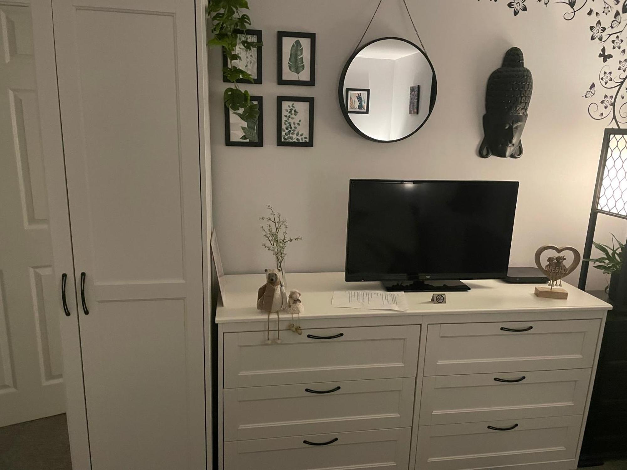 Cosy Home From Home With Private Bathroom - Free Parking Cardiff Zewnętrze zdjęcie